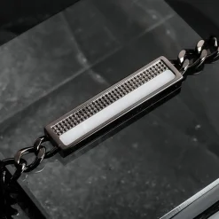 Bracelet Planarity