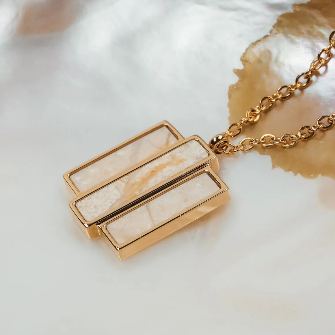 Collage Collier