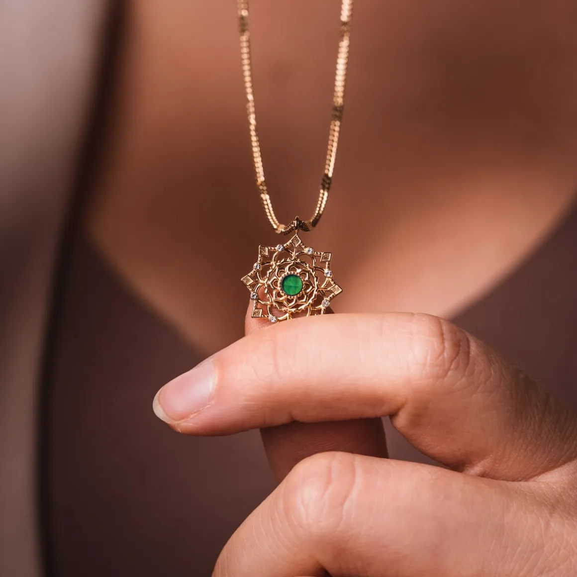 Collier Aphonia