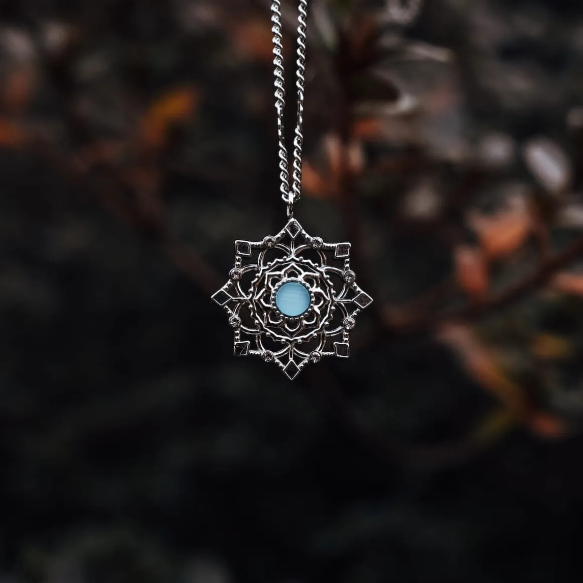 Collier Aphonia