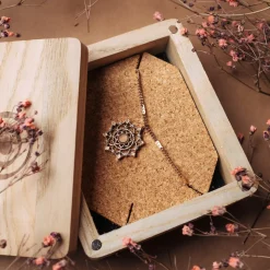 Collier Aphonia