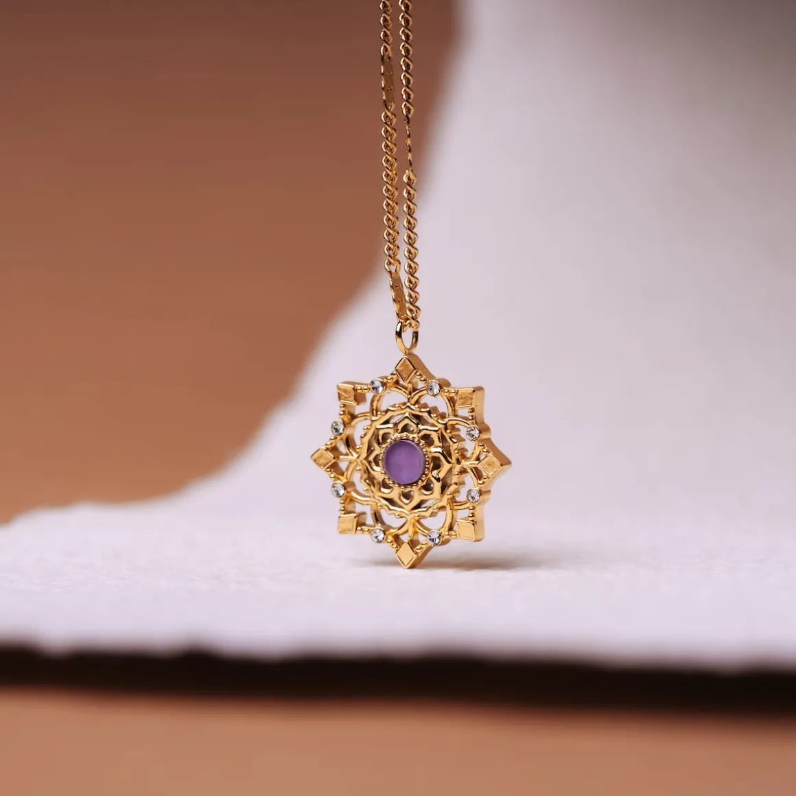 Collier Aphonia