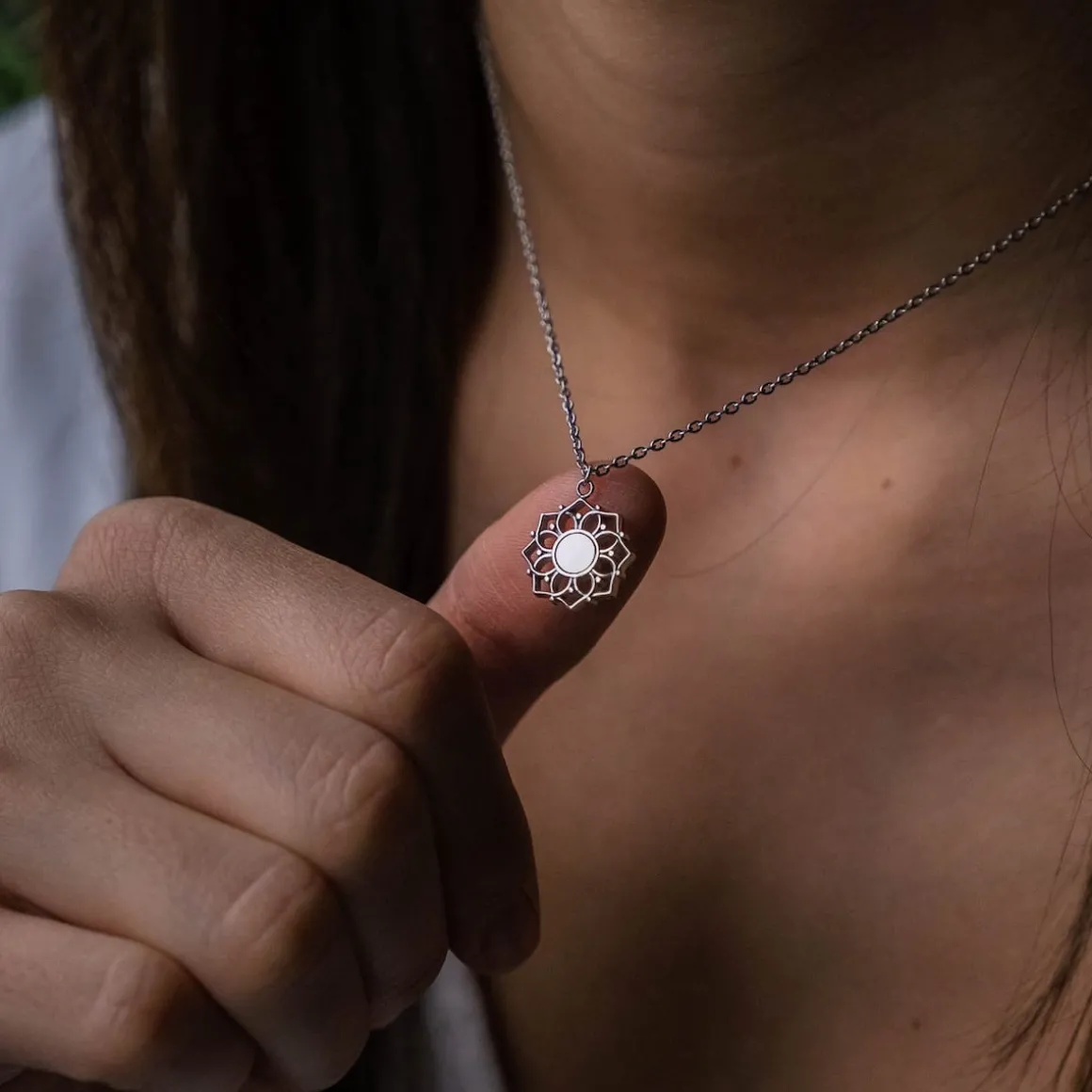 Collier Composition