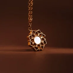 Collier Composition