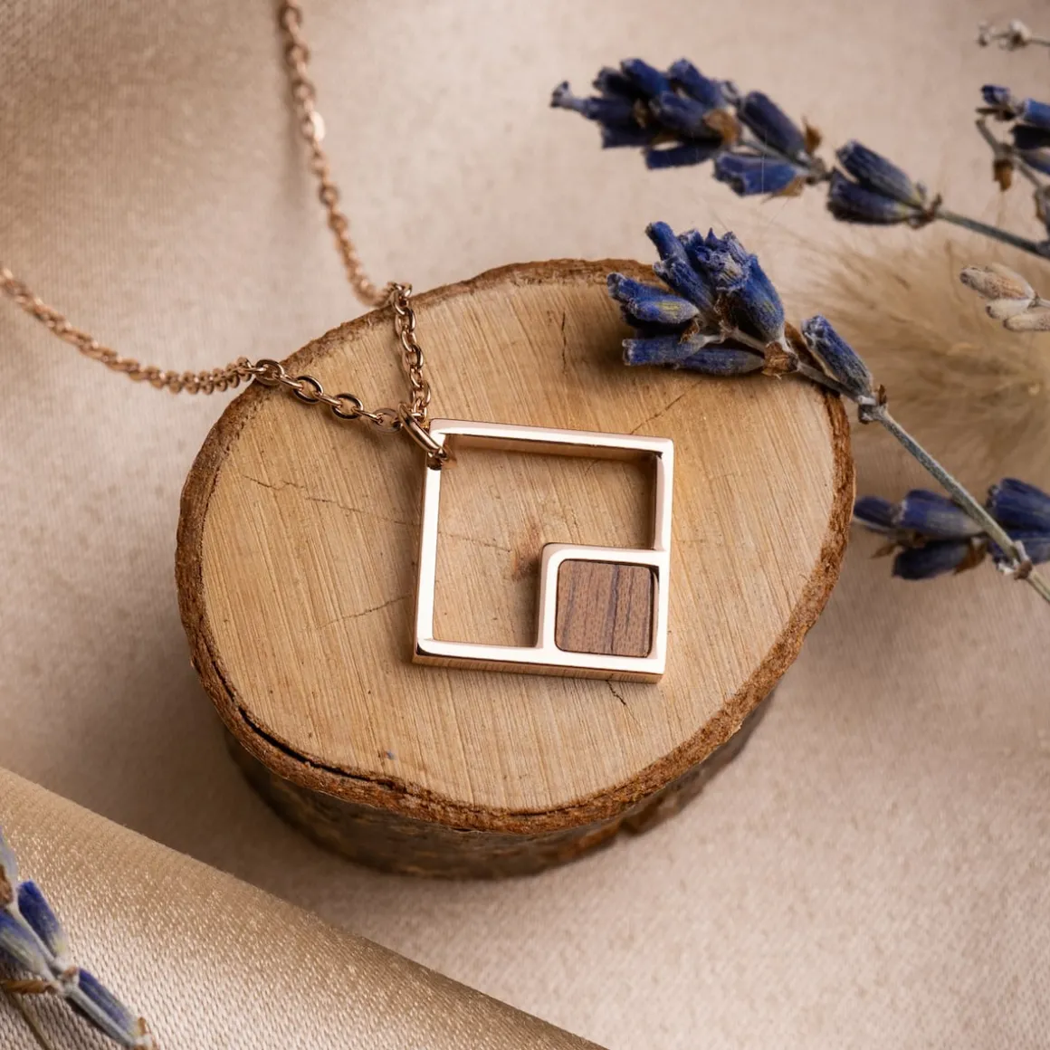 Collier Geometric