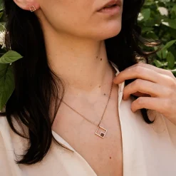 Collier Geometric