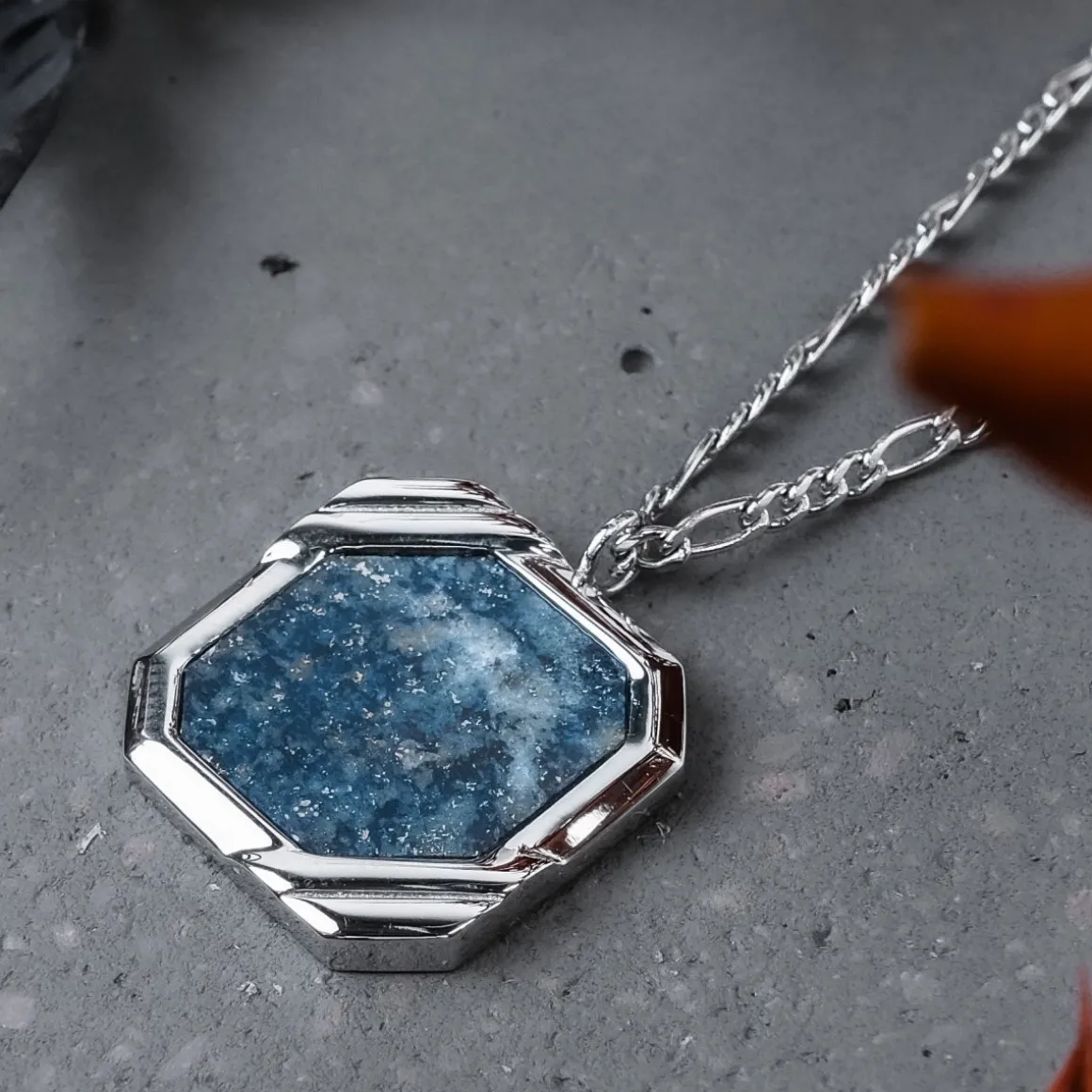 Collier Scalar