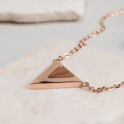 Collier Scales