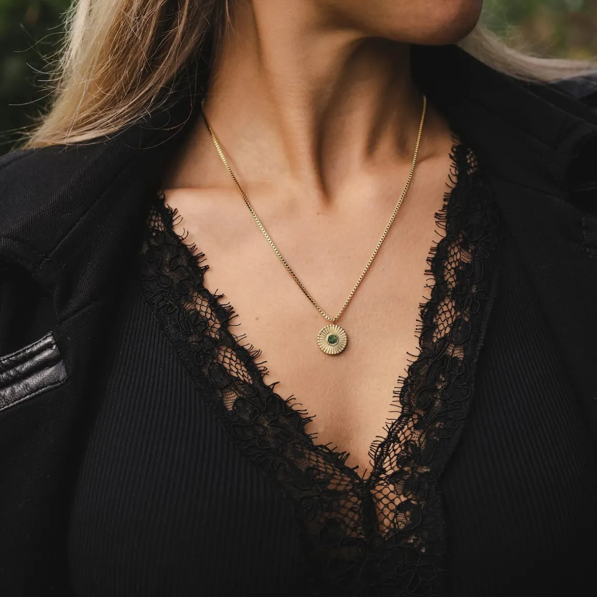Collier Stencil