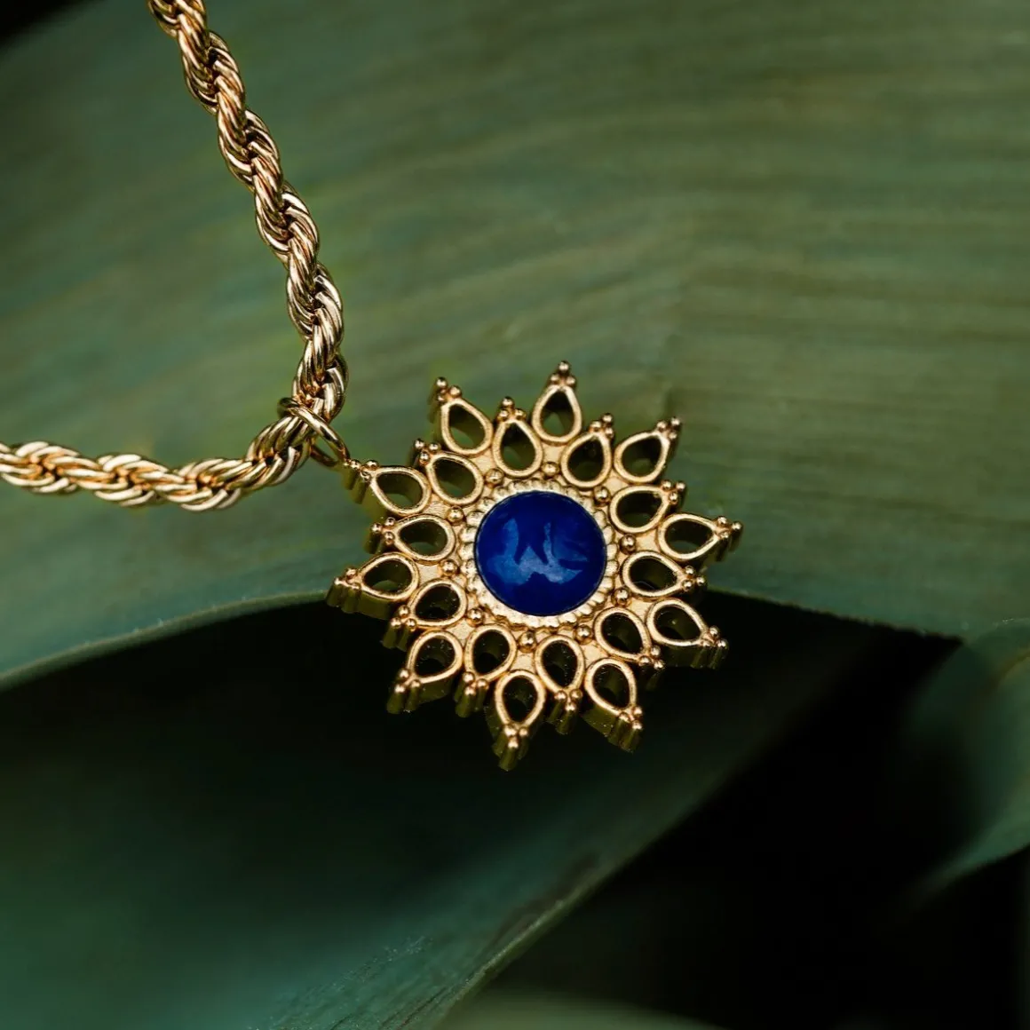 COLLIER SUNCATCHER