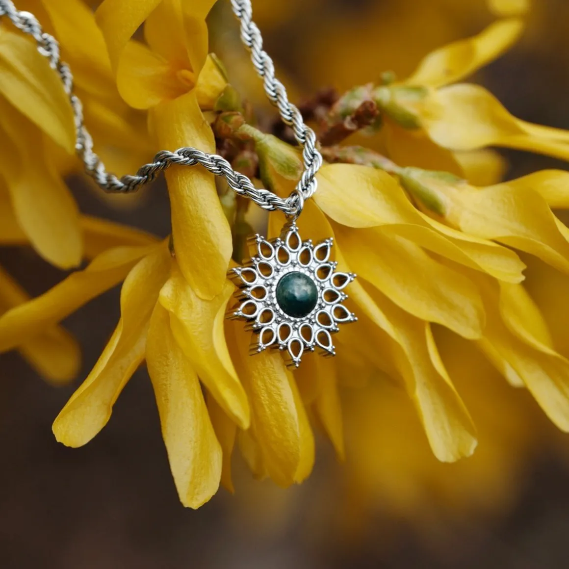 COLLIER SUNCATCHER