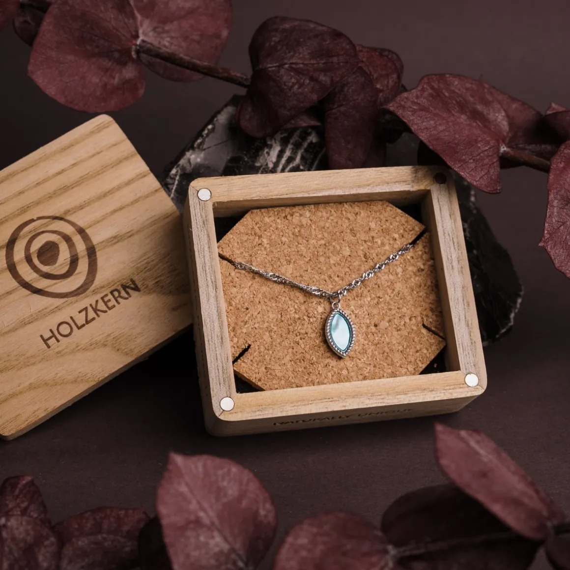 Collier Visual